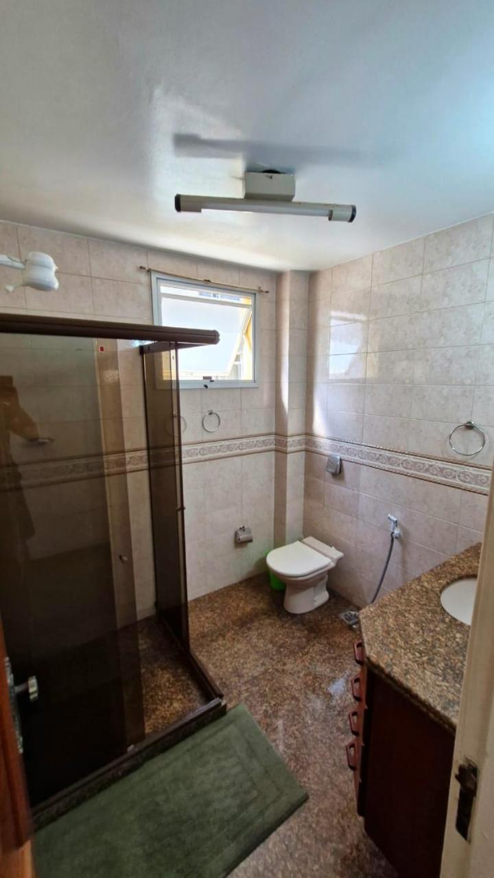Localizacao Imbativel! A 98M Da Praia Do Forte Com Conforto, Ar-Condicionado E Estacionamento! Cabo Frio Esterno foto